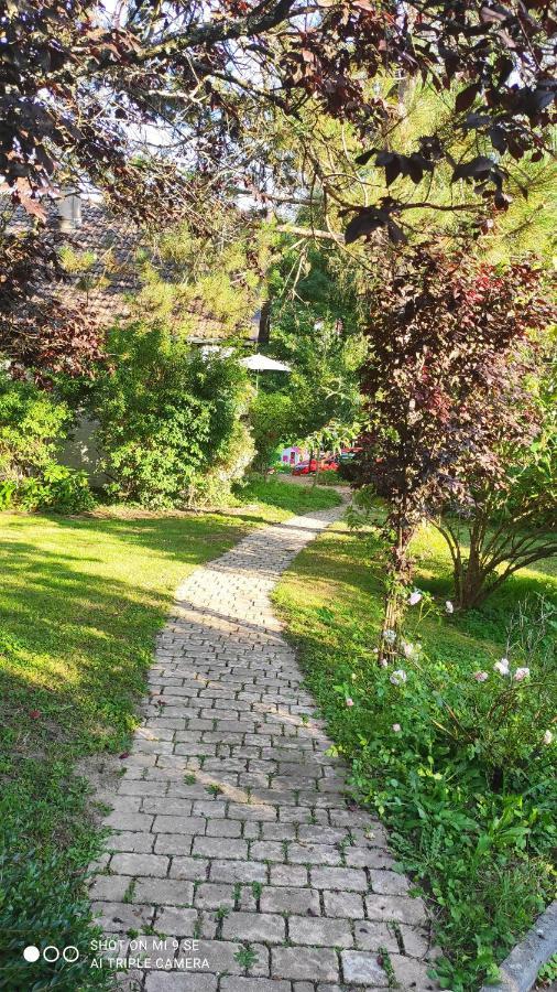 Petit Coin De Paradis Fontaine-les-Luxeuil Экстерьер фото